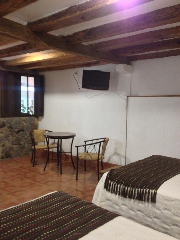 Hotel Meson Del Romero 타팔파 객실 사진