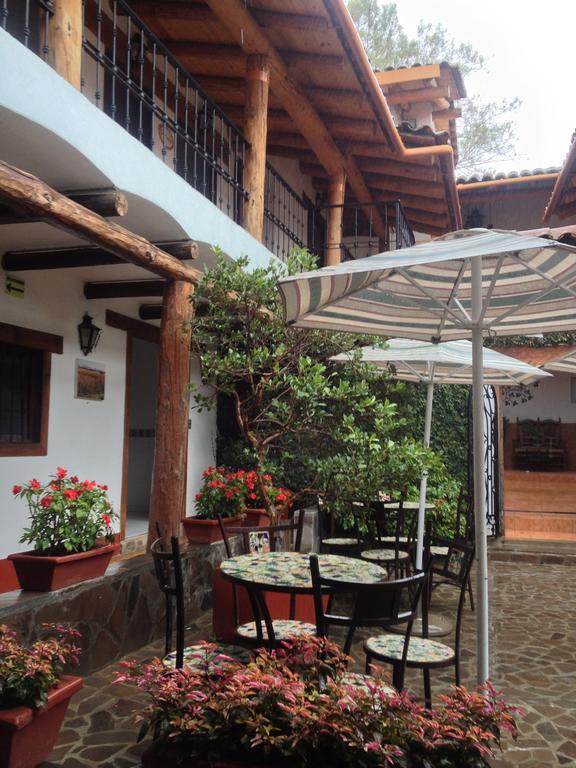Hotel Meson Del Romero 타팔파 외부 사진